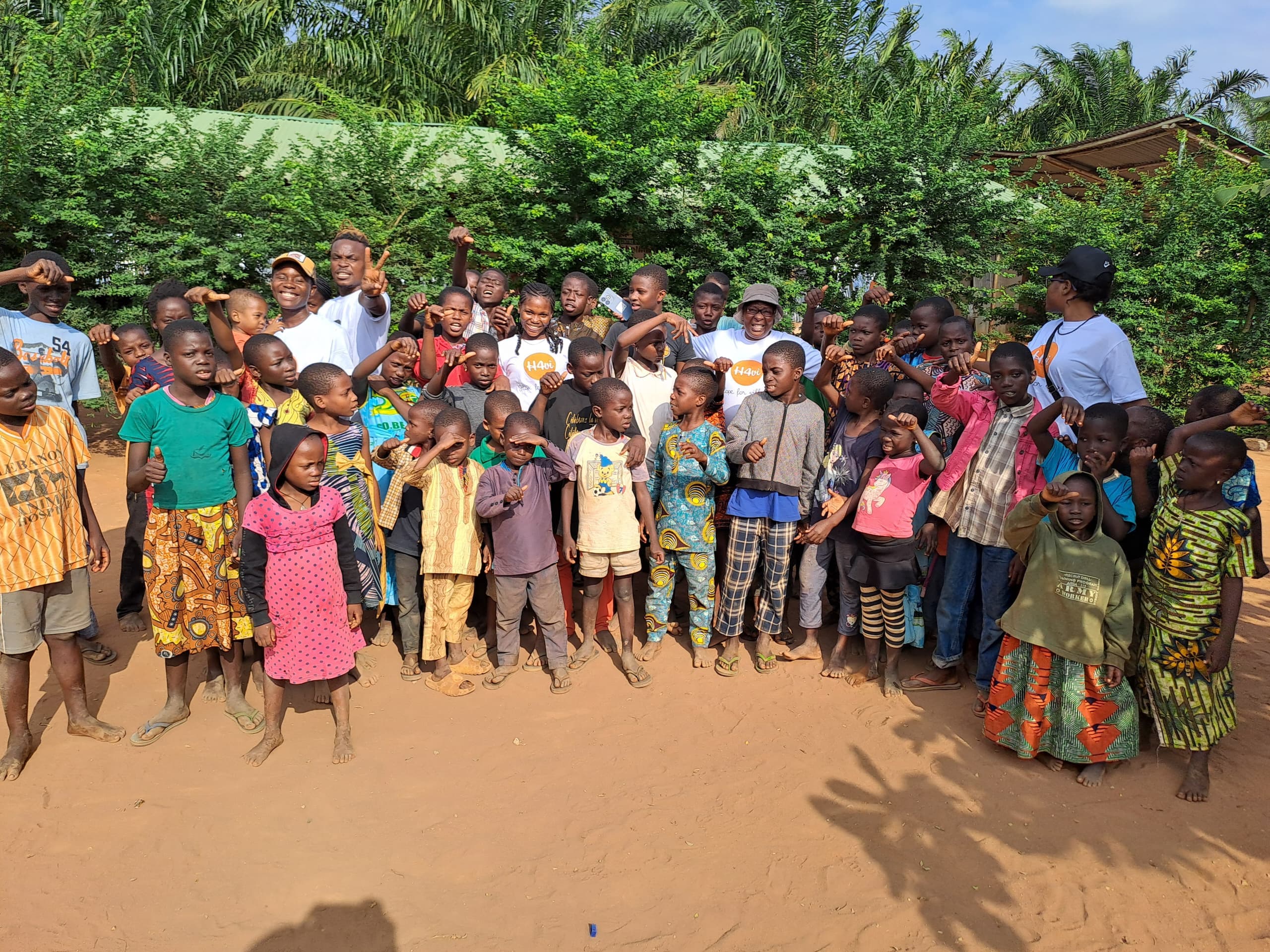 Food donations to the orphaned children of the ‘Demeure d’Amour’ Orphanage